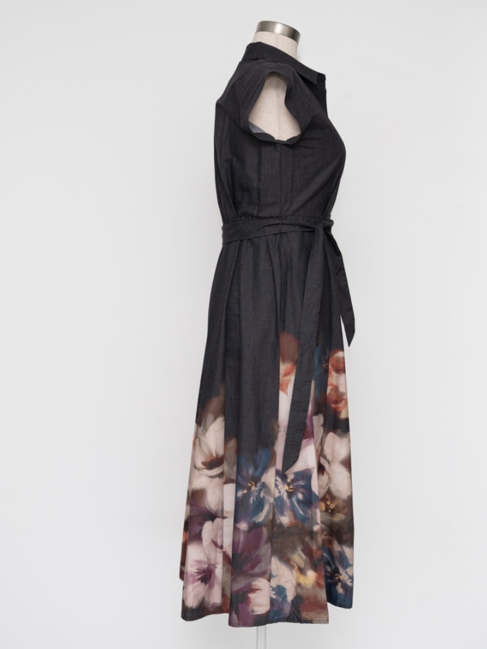 Calvin Klein - Placement Print Midi Shirt Dress - Picture 5 of 11